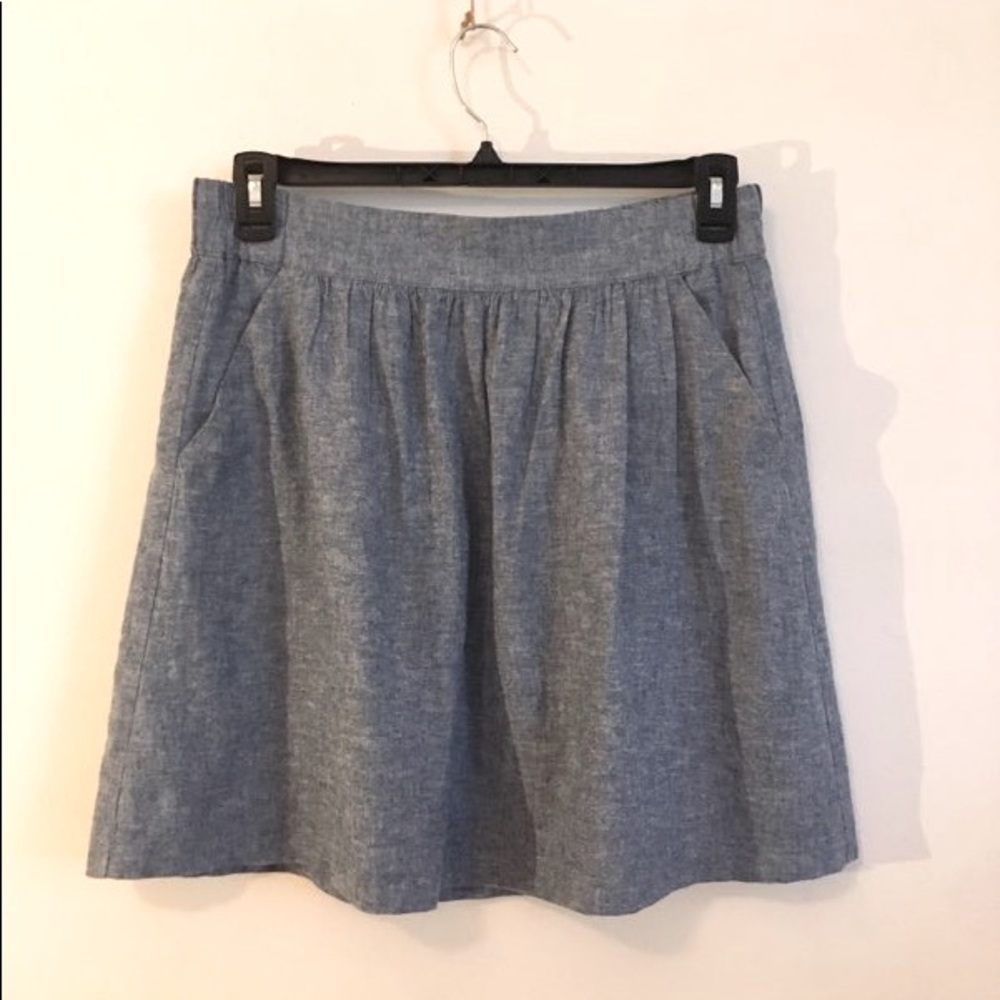 Blue Loft Outlet skirt in size medium.